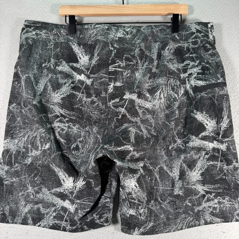 Prana Fenton Board Short Mens‎ 38 Black Swim Trunks Drawstring Tie Waist UPF 50+